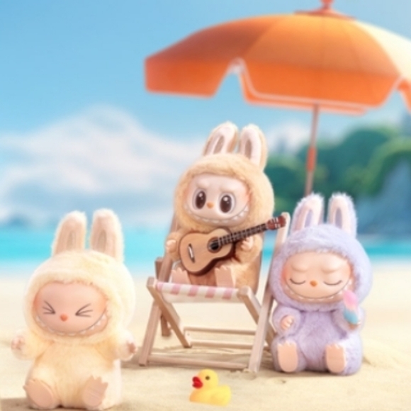 SISI - The Monsters Labubu Have A Seat Vinyl Plush NIB - Picture 8 of 11